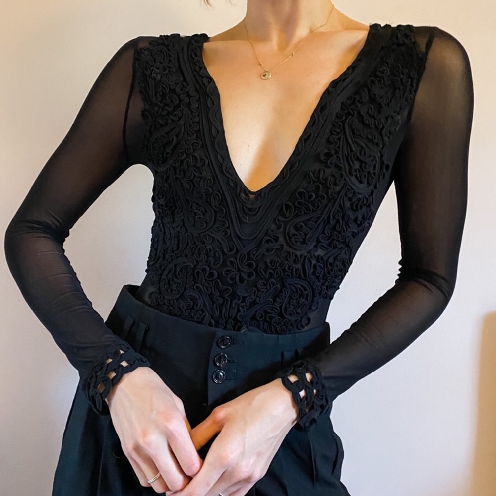 Black deep V long sleeve Bodysuit